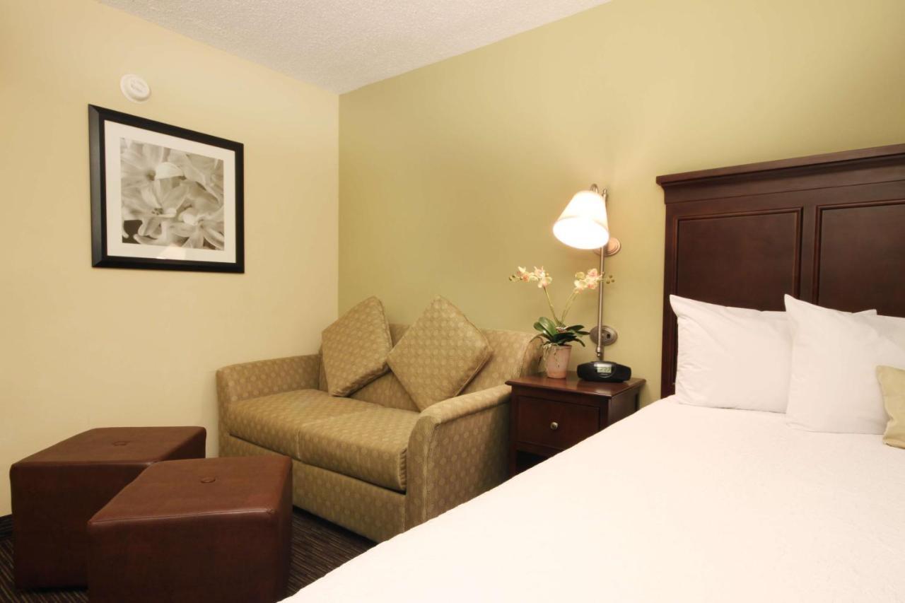 Hampton Inn Indianapolis Northeast/Castleton Buitenkant foto